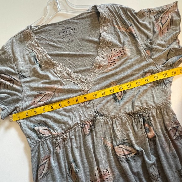 Gray Feather Print Sleep Dress - Picture 10 of 11